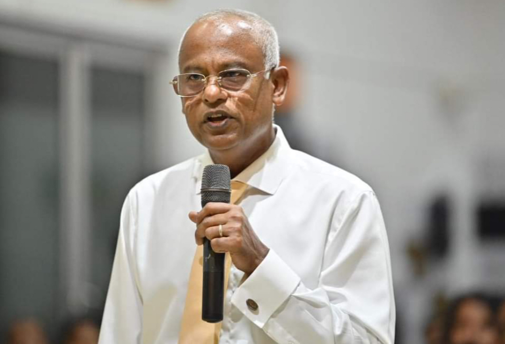 ސިޔާސީ މަޝްރަހުގައި މިހާރު މިހިނގާ ކަންކަމަކީ އިދިކޮޅު ފަރާތްތައް ފަހަތަށް ޖެއްސުމަށް ރޭވިގެން ހިންގާ ކަންކަން: ސޯލިހު