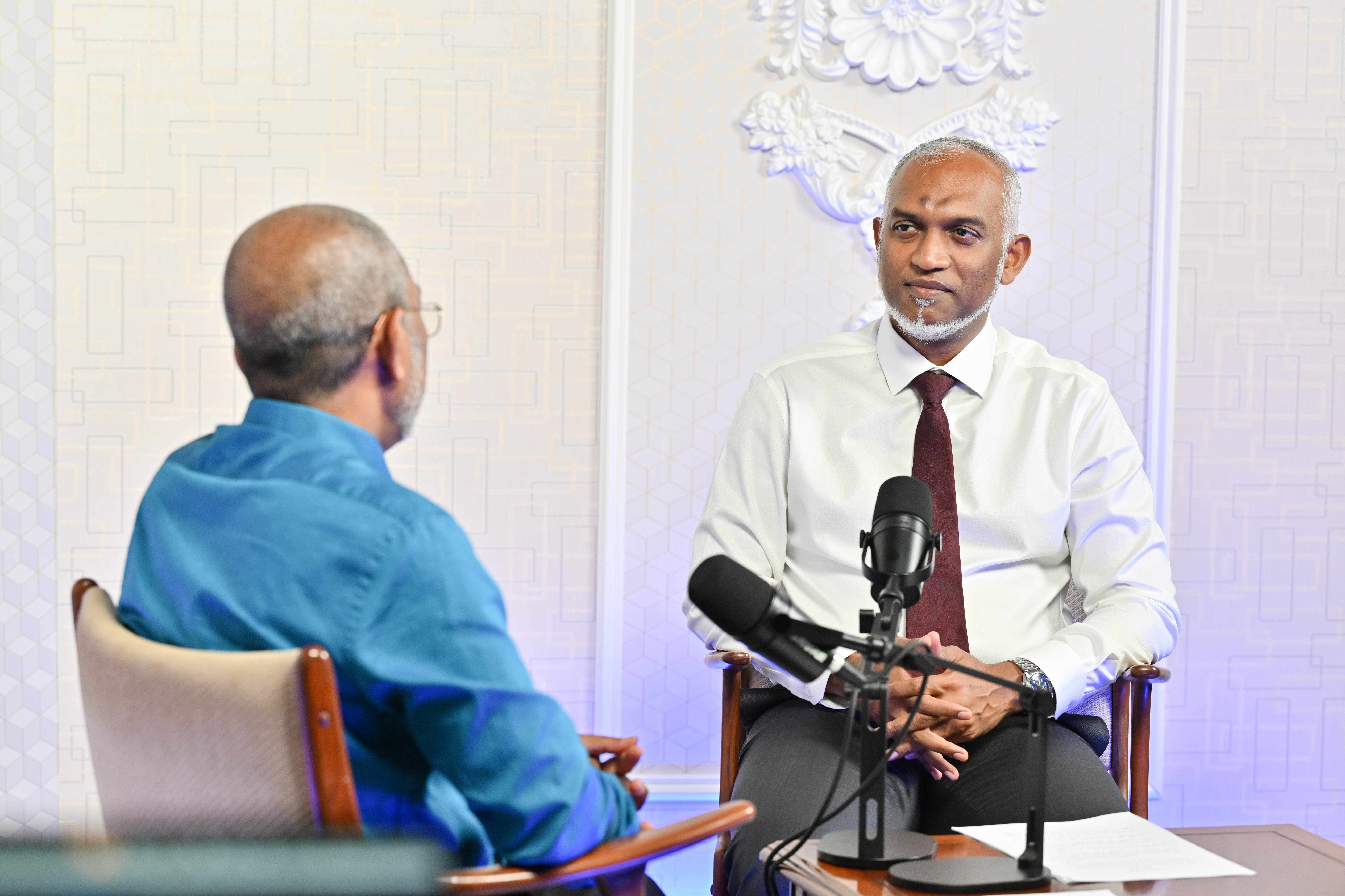 ކޮންމެ ބްރޯޑްކާސްޓަރެއްގެވެސް ޢަޒުމަކަށް ވާންވީ ޤައުމަށް ރީތި ނަން ހޯދައިދިނުން: ރައީސް