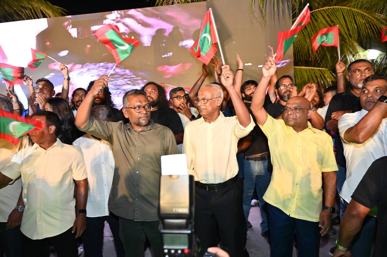 ކުރީގެ ވަޒީރުން އޭސީސީއަށް ހާޒިރުކުރަނީ 17 ނޮވެމްބަރު މުޒާހަރާއަށް ހުރަސް އަޅަން: އެމްޑީޕީ