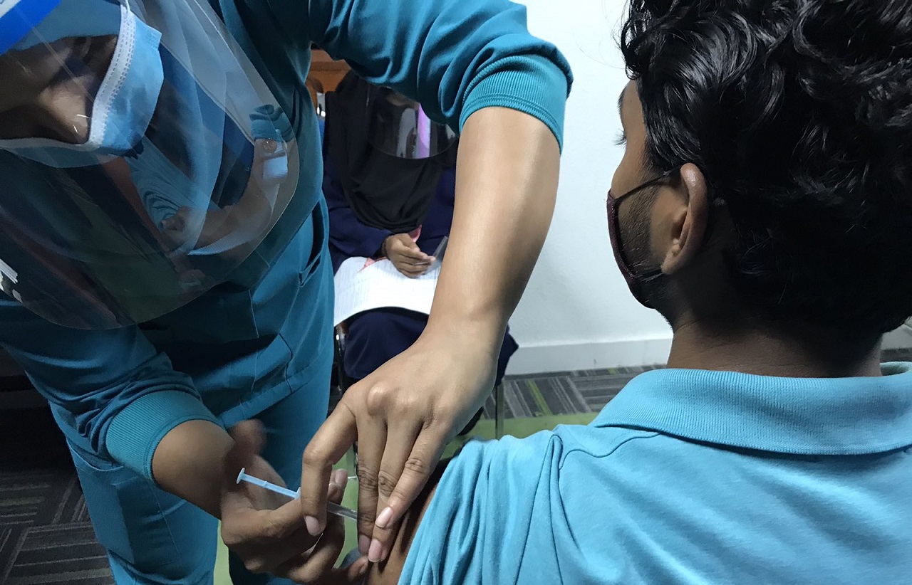 Vaccination for migrants initiated in Male' City. Photo: Facebook/MRC