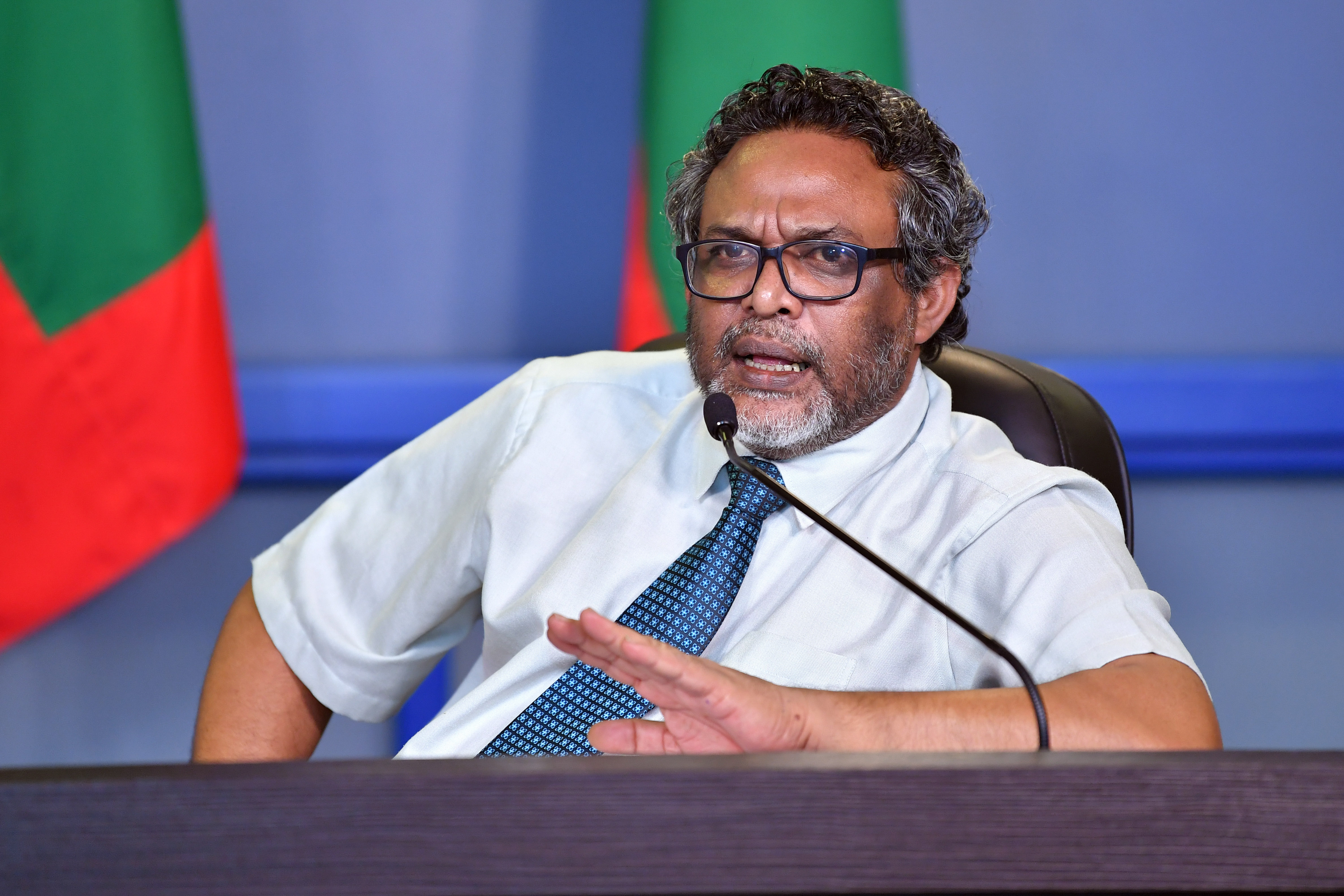 ކޮރަޕްޝަންގެ މައްސަލަތަށް ބެލާ ކޮމިޝަންގެ ރައީސް އަޙްމަދު އަސްޢަދު، ފޮޓޯ:ރައީސް އޮފީސް