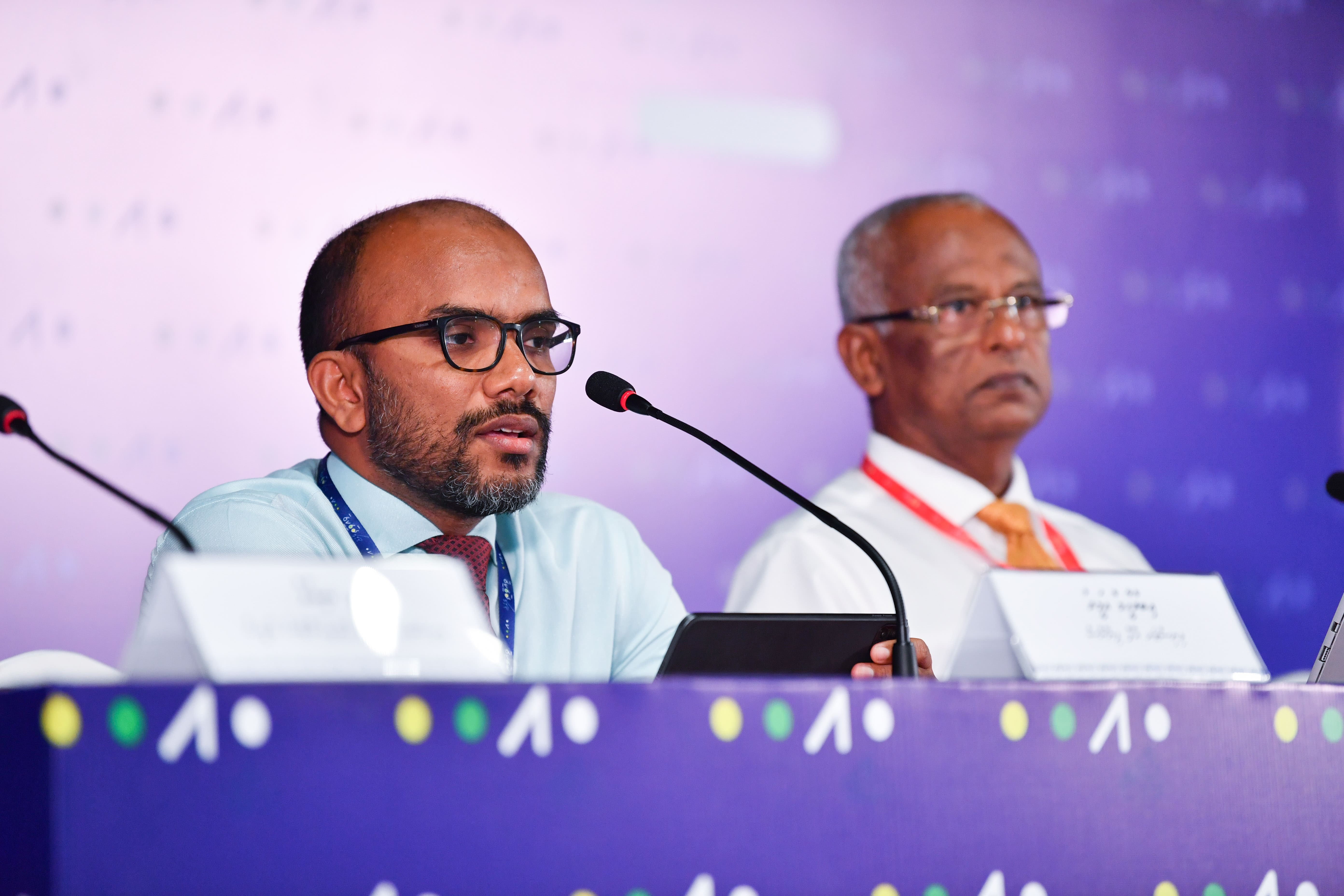 Finance Minister Ibrahim Ameer along with President Ibrahim Mohamed Solih