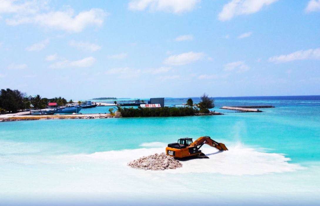 ދާންދޫ ބަނދަރުގެ މަސައްކަތް ފަށައި، ހިންނަވަރު ބަނދަރުގެ މަސައްކަތް ބާރަށް ކުރިއަށް