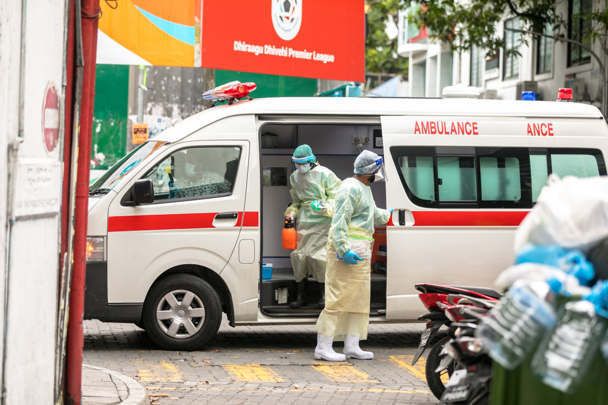 ކޯވިޑަށް ފަރުވާ ހޯދަމުންދިޔަ މީހަކު ނިޔާވެއްޖެ