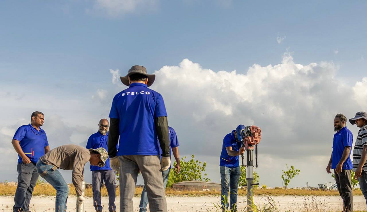 ފަސް މިލިއަން ގަސް އިންދުން: މިހާތަނަށް 650،000 އަށްވުރެ ގިނަ ގަސް އިންދައިފި