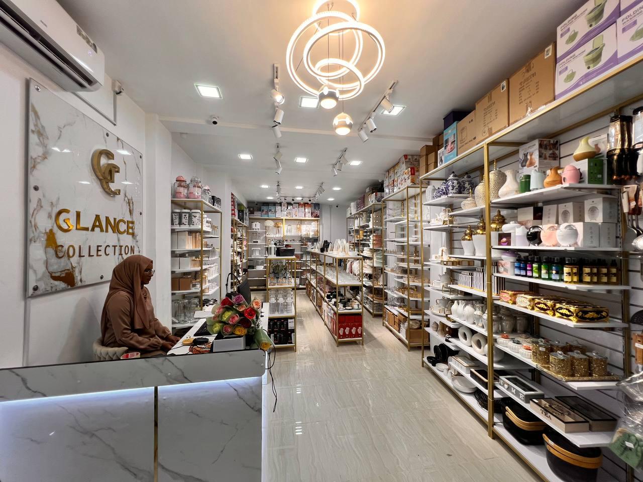 ޒުވާނުންގެ މެދުގައި މަގުބޫލު "ގްލާންސް ކަލެކްޝަން" އިން ބޮޑު ރޯދަ ސޭލްއެއް ފަށައިފި