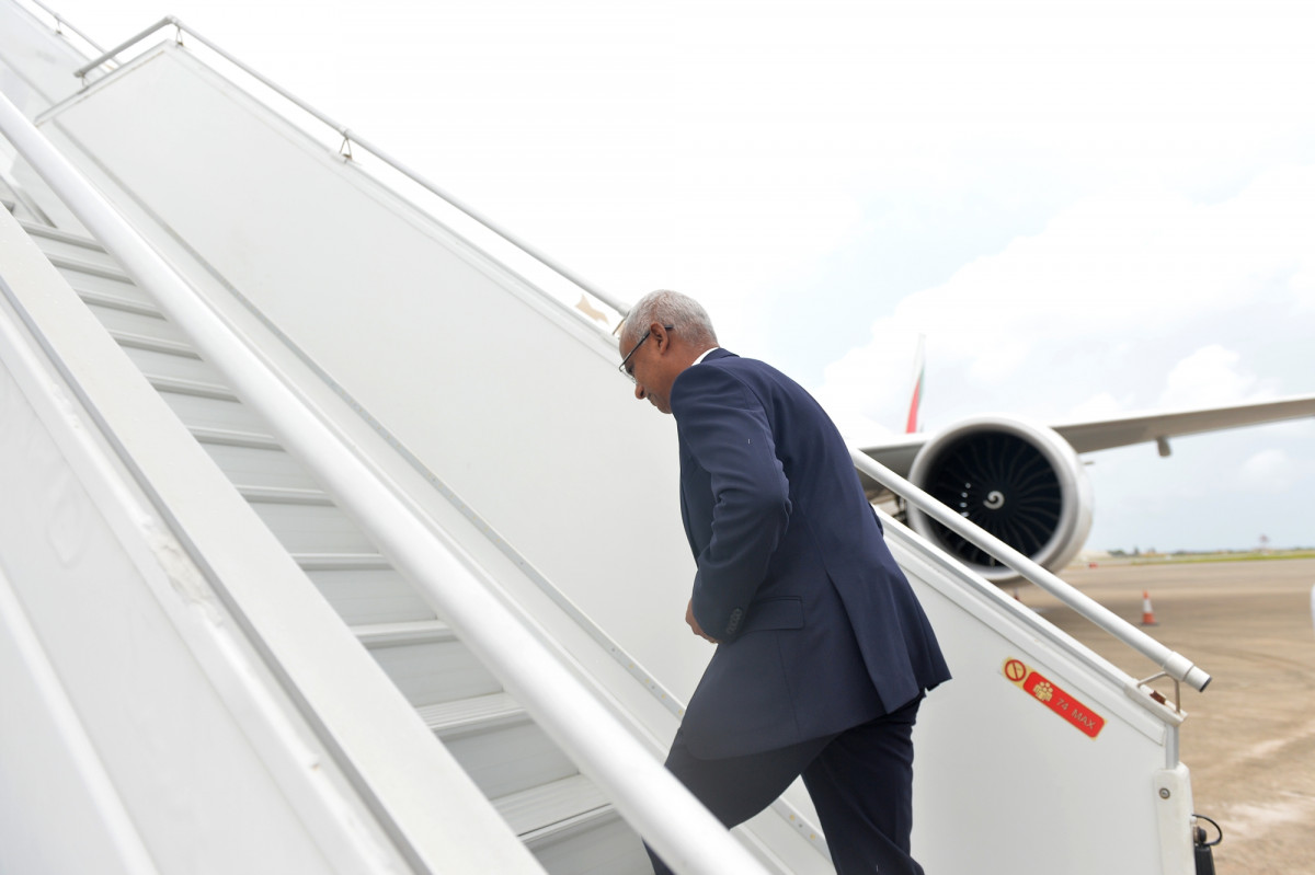 ނުރަސްމީ ދަތުރުފުޅެއްގައި ރައީސް ޞާލިޙް ލަންކާއަށް ވަޑައިގެންފި