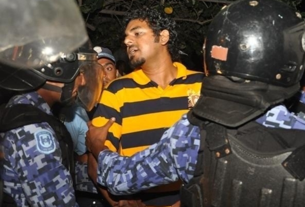 އިންޑިއާ އެއަރޕޯޓުގައި ބަންދުކުރި ދިވެހިމީހާ 22 ގަޑިއިރުފަހުން ދޫކޮށްލައިފި