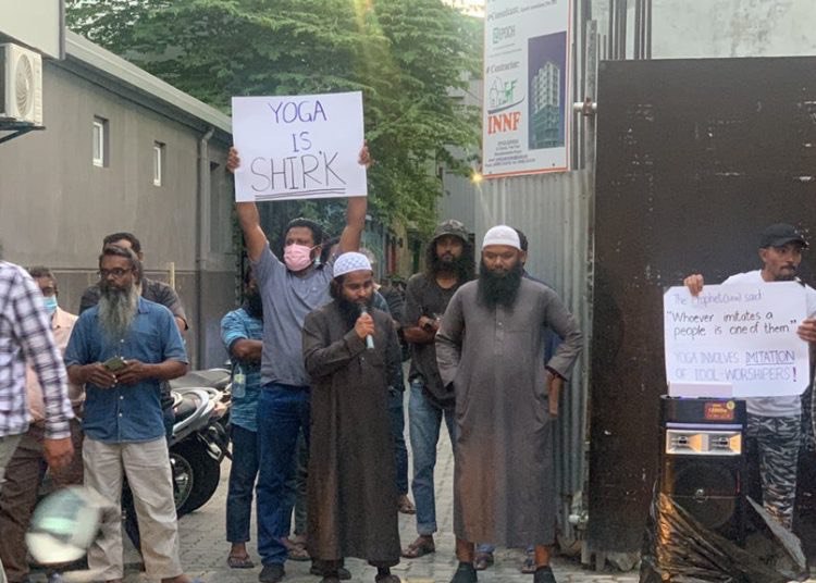 ޔޯގާ ހަމަނުޖެހުން: މިހާރު ހައްޔަރުގައިތިބީ 8 މީހުން