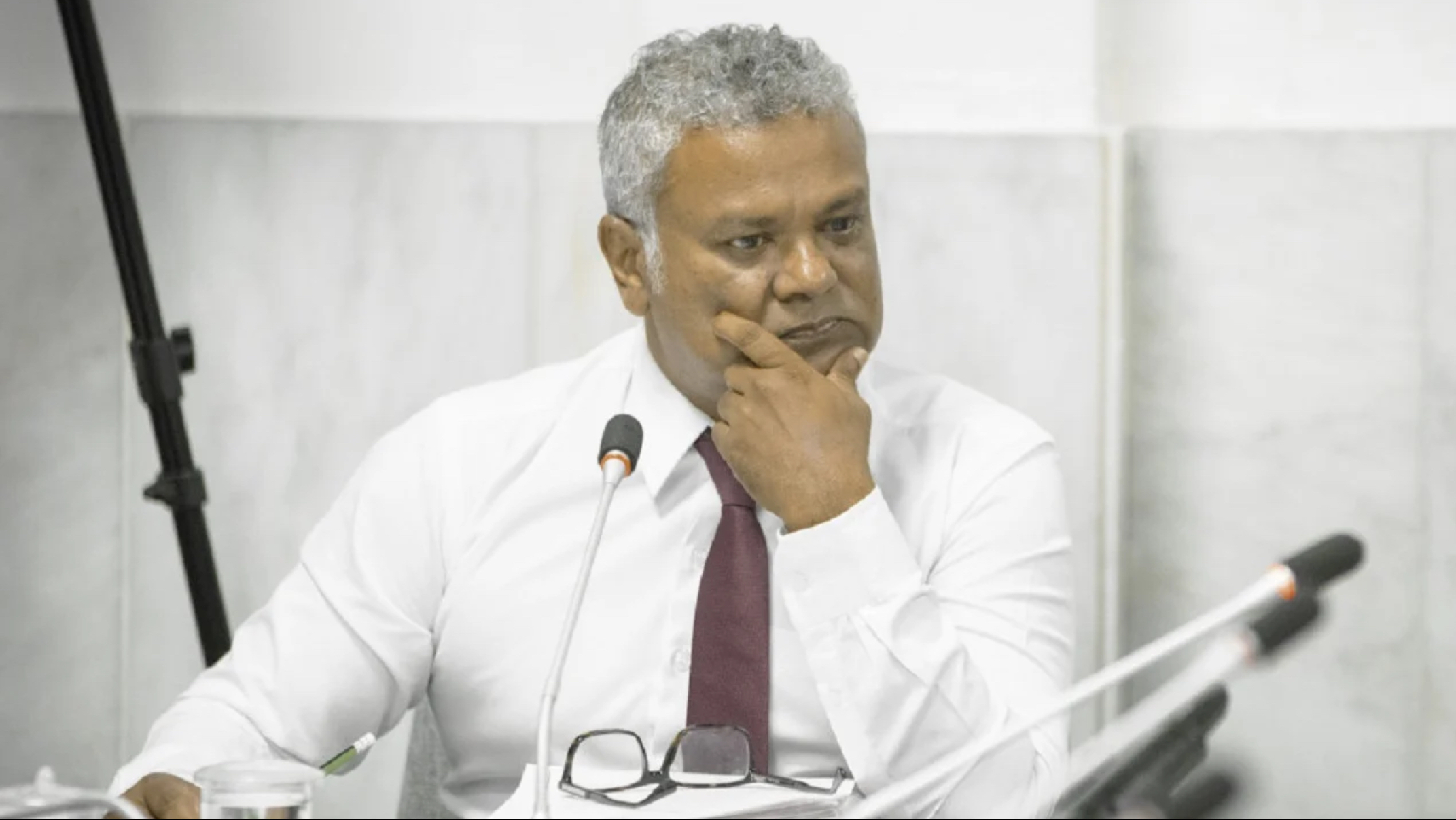 މަޖިލީހުގައި އަޅުވާފައިވާ މަރުތަޅު ނައްޓާނެ އުކުޅު އަސްލަމަށް އެނގޭނެ: ނިޔާޒް