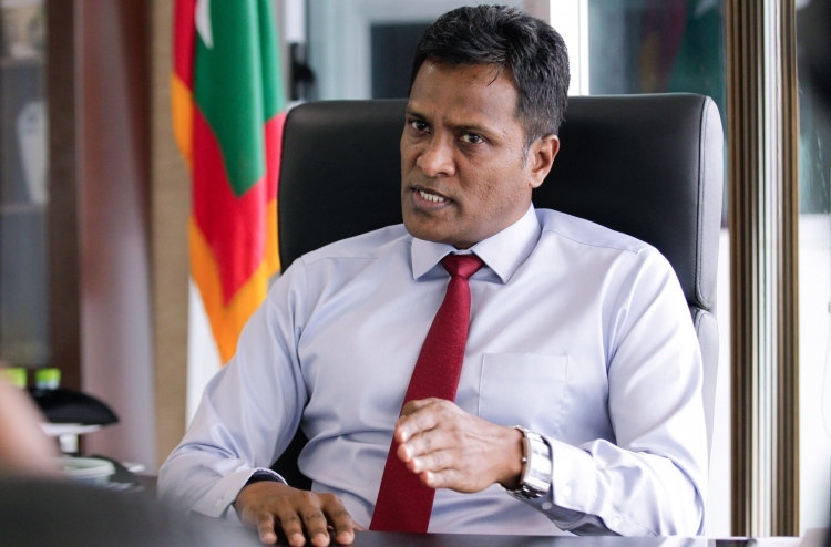 ފުލުހުންނަށް ވުރެ ކުށްވެރިންގެ ބާރު ގަދަވެއްޖެ: އުމަރު