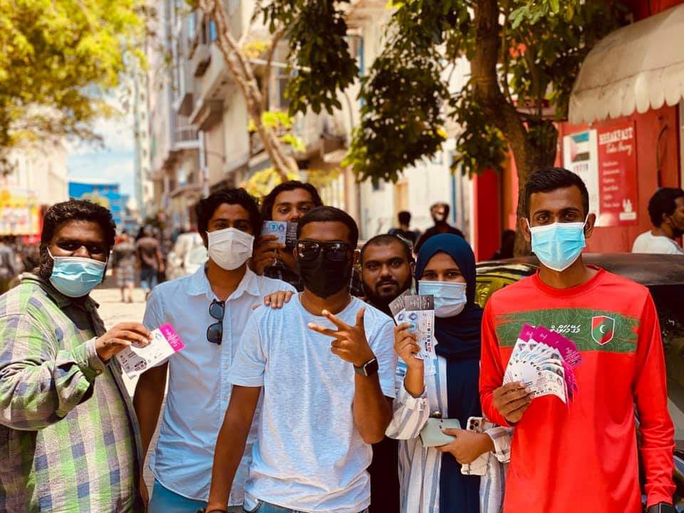 މެޗުގެ ފޯރިގަދަކުރަން މިއުޒިކް ޝޯ ބާއްވަން ނިންމުމުން އާންމުންގެ ފާޑުކިއުން