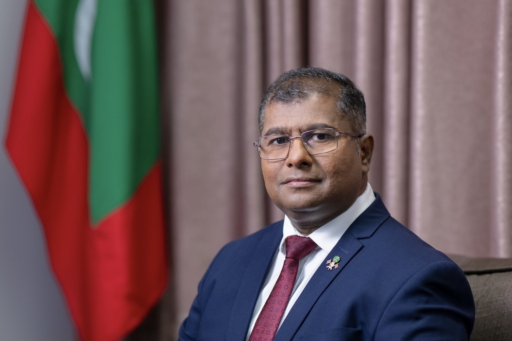 ދިވެހިބަހާއި ސަގާފަތާއި ތަރިކައާ ބެހޭ ވަޒީރު އާދަމް ނަޞީރު އިބްރާހީމް