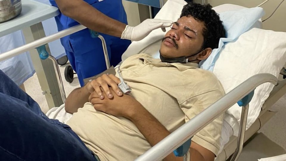 މުޒާހަރާގެ ތެރެއިން ނޫސްވެރިޔަކަށް ހަމަލާދިން މައްސަލައެއް ފެންމަތިވެއްޖެ