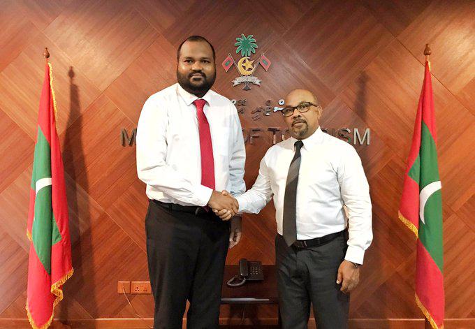 ސްޓޭޓް މިނިސްޓަރ ސޯލިހާއި ކުރީގެ ޓޫރިޒަމް މިނިސްޓަރ އަލީ ވަހީދު