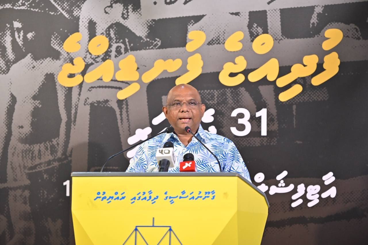 ޒުވާނުންކަމަށް ބަލާ އުމުރު 21 އަށް ބަދަލުކުރަން އުޅޭކަމަށް ޝާހިދު ތުހުމަތު ކުރައްވައިފި