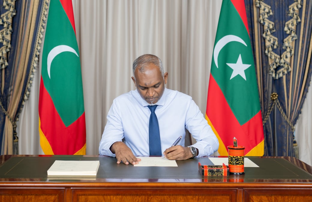 ދައުލަތުގެ ފިސްކަލް ގާނޫނަށް ގެނައި އިސްލާހު ރައީސް ތަސްދީގުކުރައްވައިފި