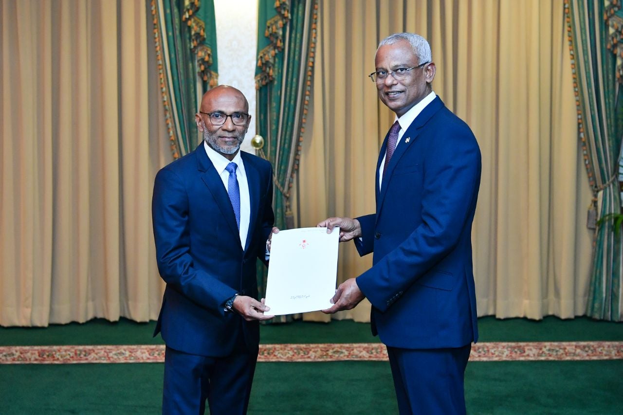 ޔުކްރެއިނުގައި ތިބި ދިވެހިންގެ ހާއްސަ ޝުކުރެއް އެމްބެސެޑަރ ލަތީފަށް