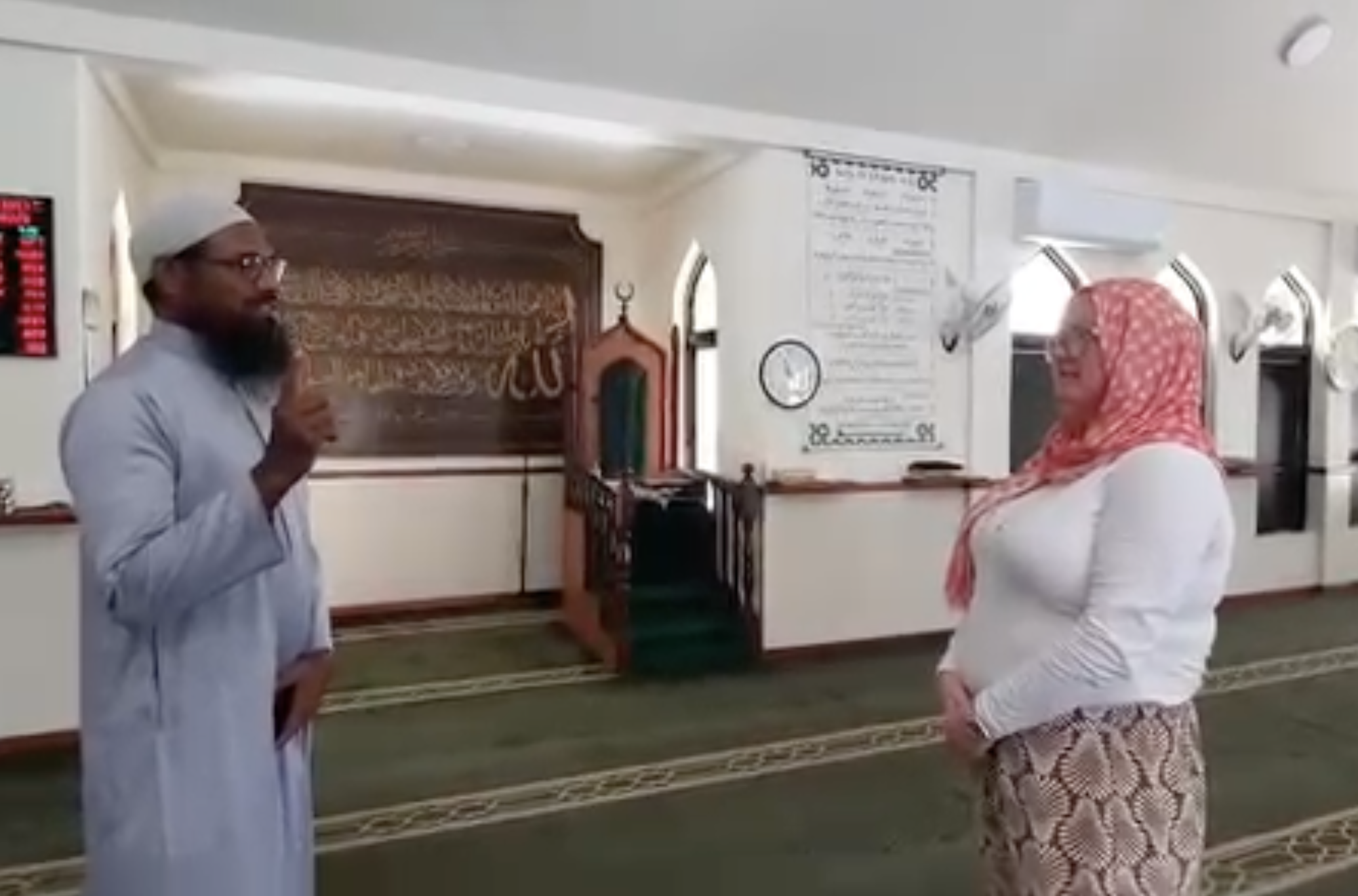 ކ. ދިއްފުށްޓަށް ޒިޔާރަތްކުރި ފަތުރުވެރިއަކު އިސްލާމްދީން ގަބޫލުކޮށް، ޖަމީލާ ގެ ނަން އިޚްތިޔާރުކޮށްފި