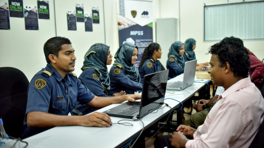 ޕާސްޕޯޓް ހައްދަން ދުވާލަކު 800 ފޯމް؛ ހިދުމަތުގެ ވަގުތު އިތުރުކޮށްފި