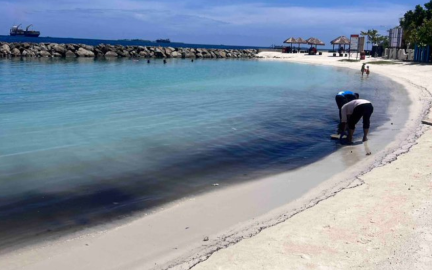 ރަސްފަންނަށް ތެޔޮ ލީކުވެފައި--