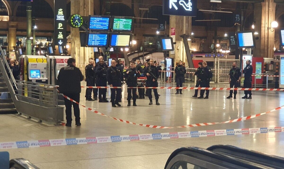 French police cordon off an area at Paris' Gare du Nord train station (Photo: GETTY)