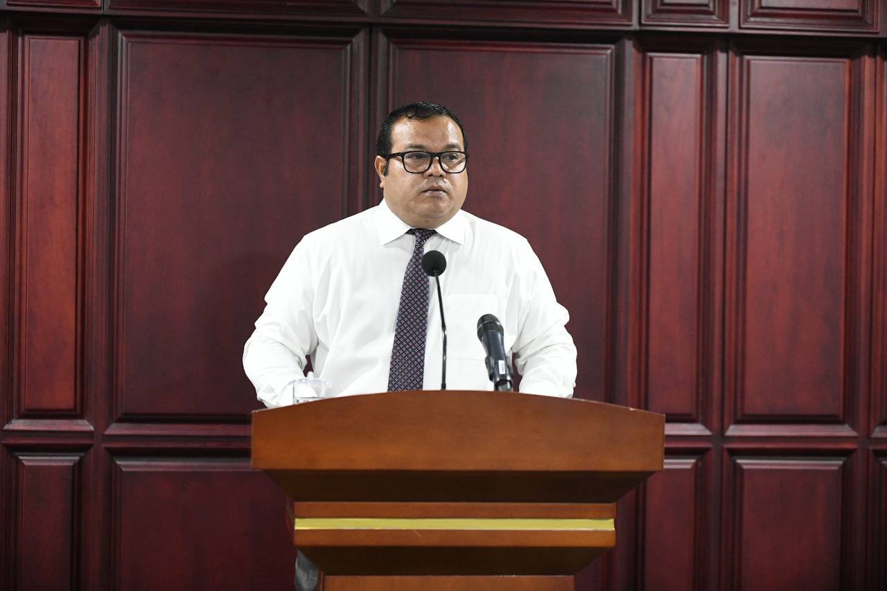 ދީނީ މީހަކަސް ސިޔާސީ މީހަކަސް ހަރުކަށި ފިކުރަށް ޖާގަ ދީގެން ނުވާނެ: އަސްލަމް