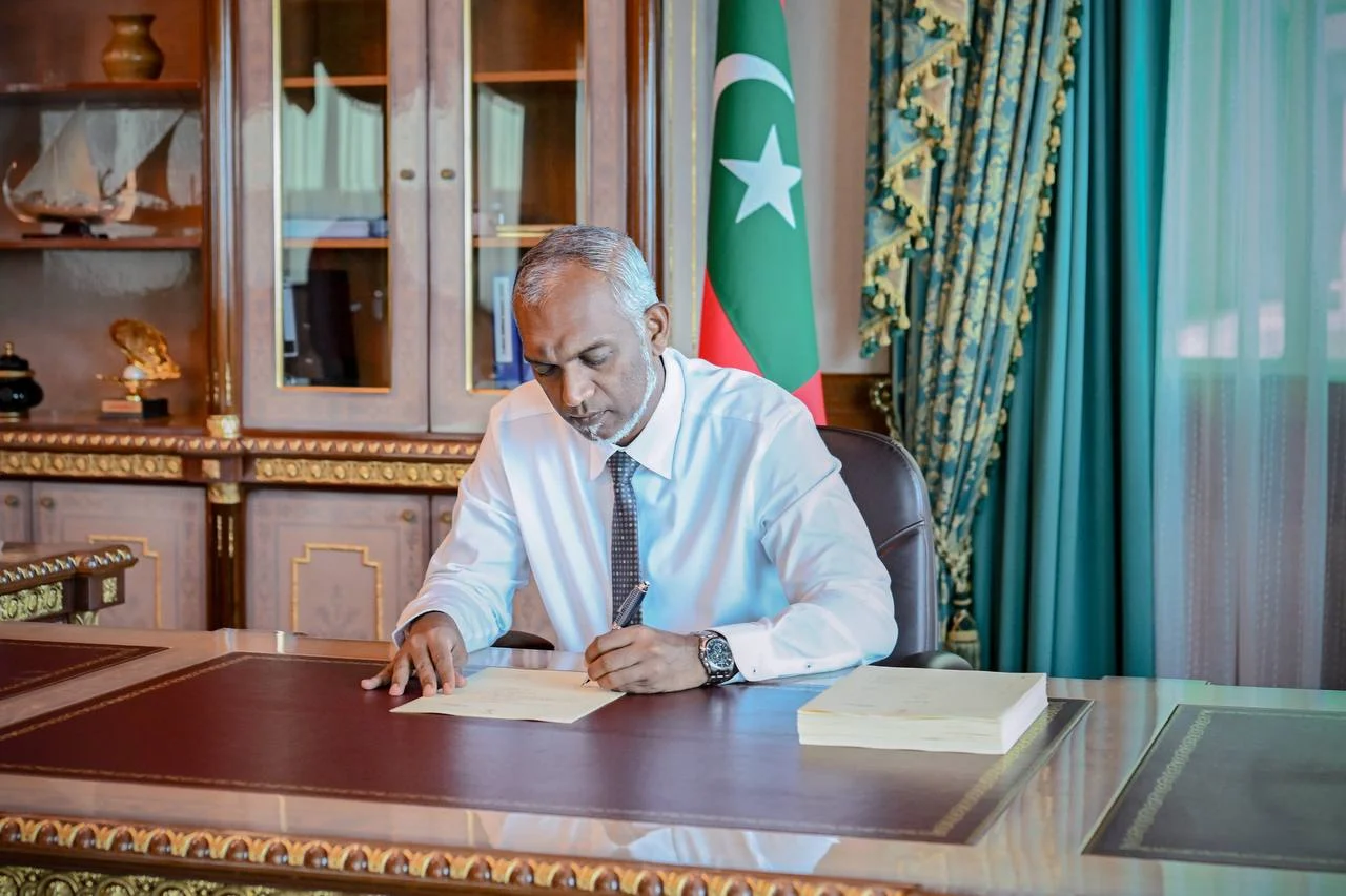 President ratifies amendment to grant Ramadan allowance to WDC