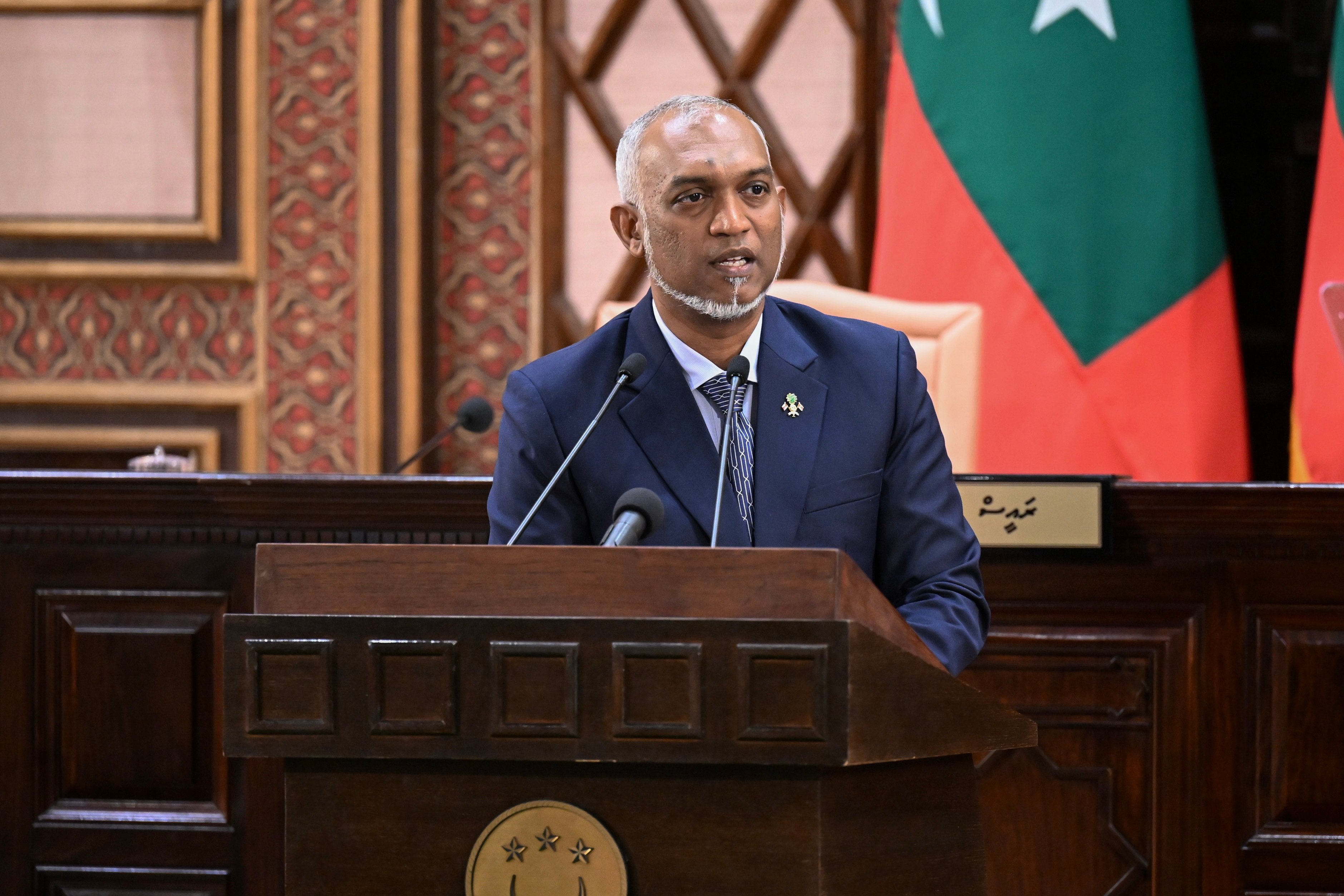 ރައީސް މުއިއްޒުގެ ކޮރަޕްޝަން އިންޒާރުތަކަކީ ހަމައެކަނި ސިޔާސީ ސްޓަންޓެއްތަ؟