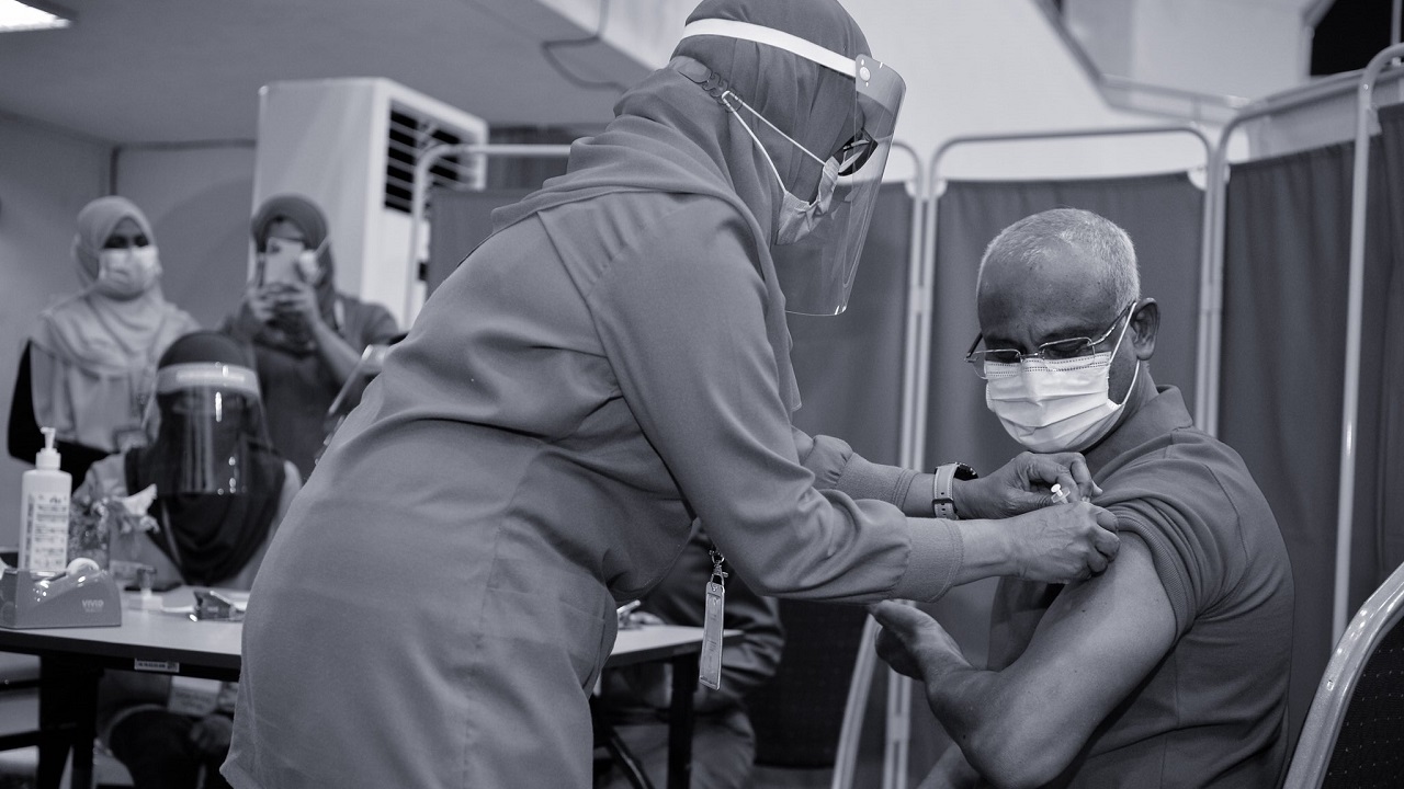 President Ibrahim Mohamed Solih receiving the second dose of Covishield Covid-19 vaccine.