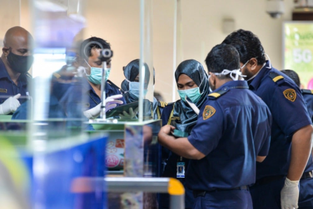 އިމިގްރޭޝަންގެ މުވައްޒަފުން-