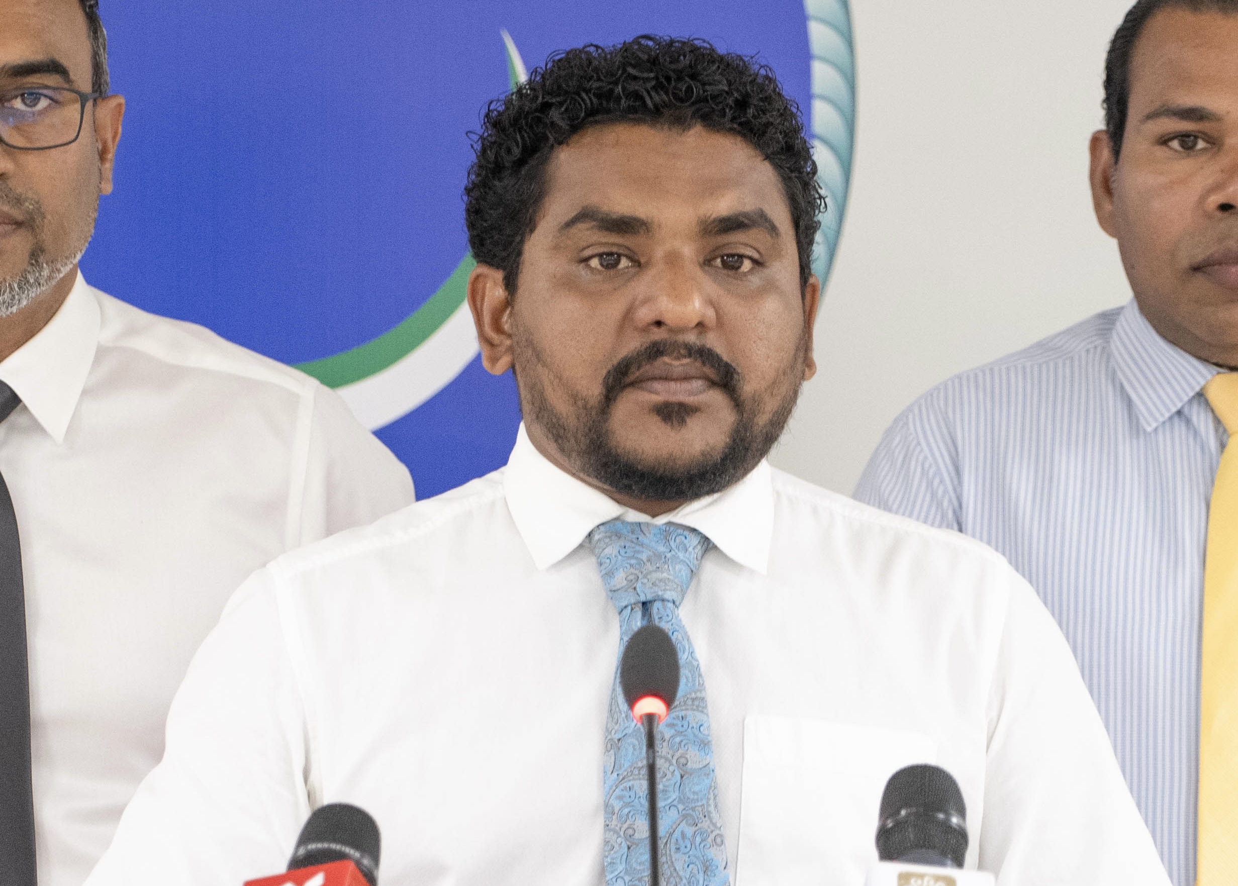 ހަޅުތާލު ކުރުމުގެ ޙައްޤު އިނގުރައިދޫ ދާއިރާގެ މެންބަރަށް ހިފެހެއްޓެންޏާ މި ގާނޫނުއަސާސީ އުވާލަންވީ: މައުރޫފް