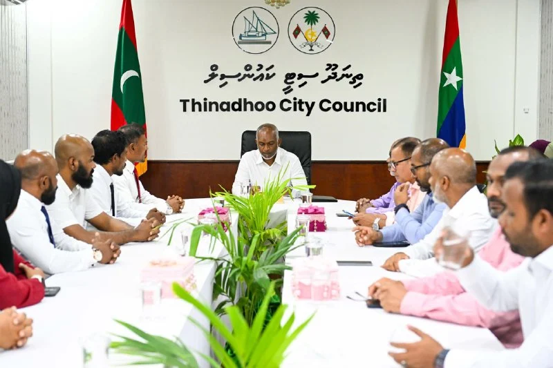 ތިނަދޫ ކައުންސިލް އިދާރާ--