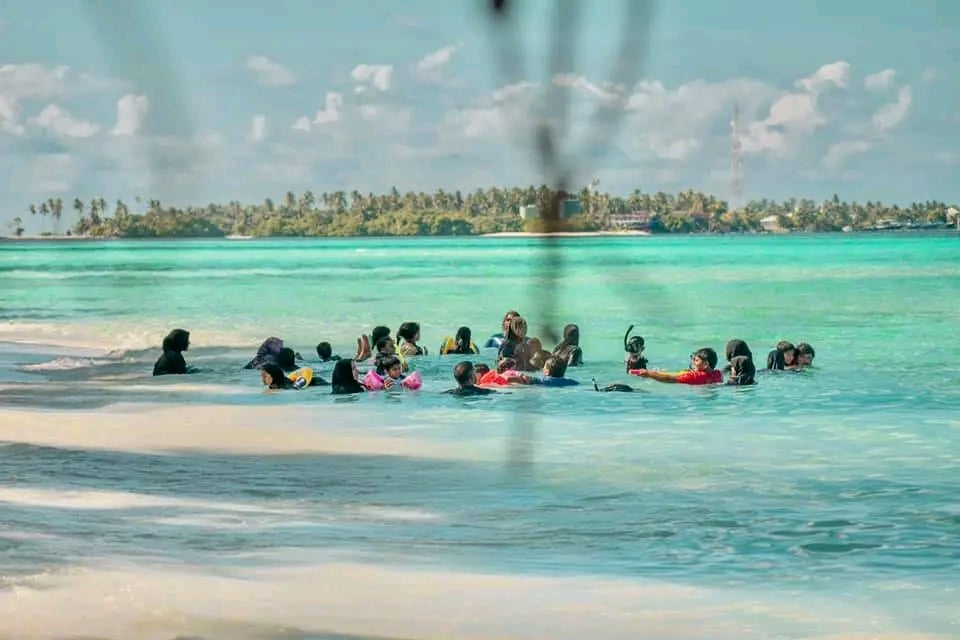 ހުވަދު އަތޮޅުގެ ޖަވާހިރު  ކޮލަމާފުށި: މަސްވެރިކަމުގެ ނާރެހާއި ގުދުރަތީ ރީތިކަން