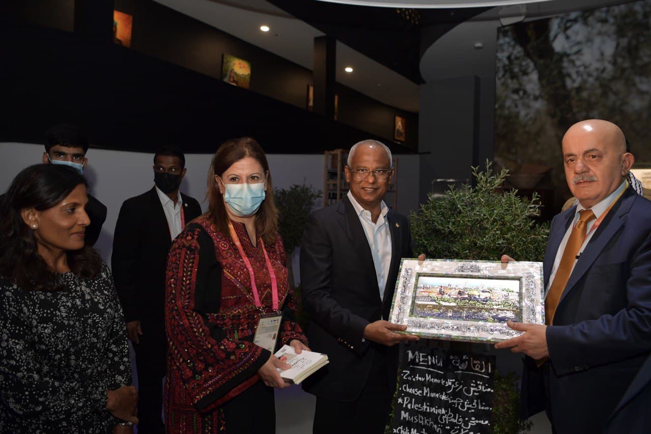 ރައީސް ސާލިހު ފަލަސްޠީނާއި ސަޢޫދީ ޢަރަބިއްޔާގެ ޕެވިލިއަނަށް ޒިޔާރަތްކުރައްވައިފި