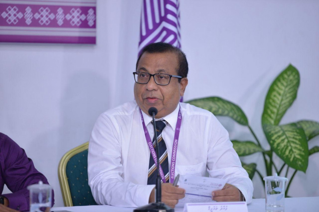 ކޮމަންޑޫ ބައި-އިލެކްޝަން: ކޮވިޑަށް ޕޮޒިޓިވް މީހުން ވޯޓްލާން އެއް ގަޑިއިރު ދީފި