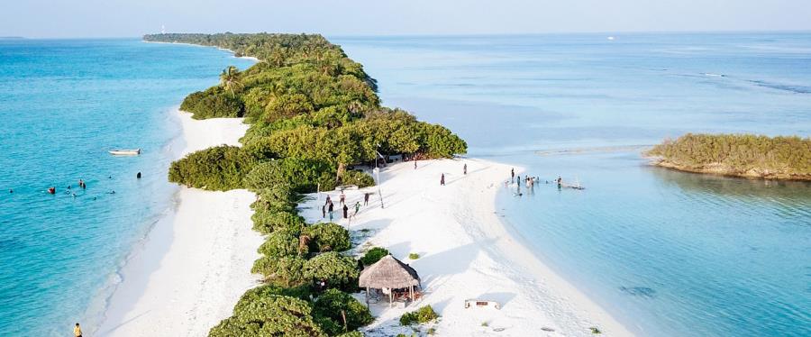 Photo: Dhigurah Retreat Beach