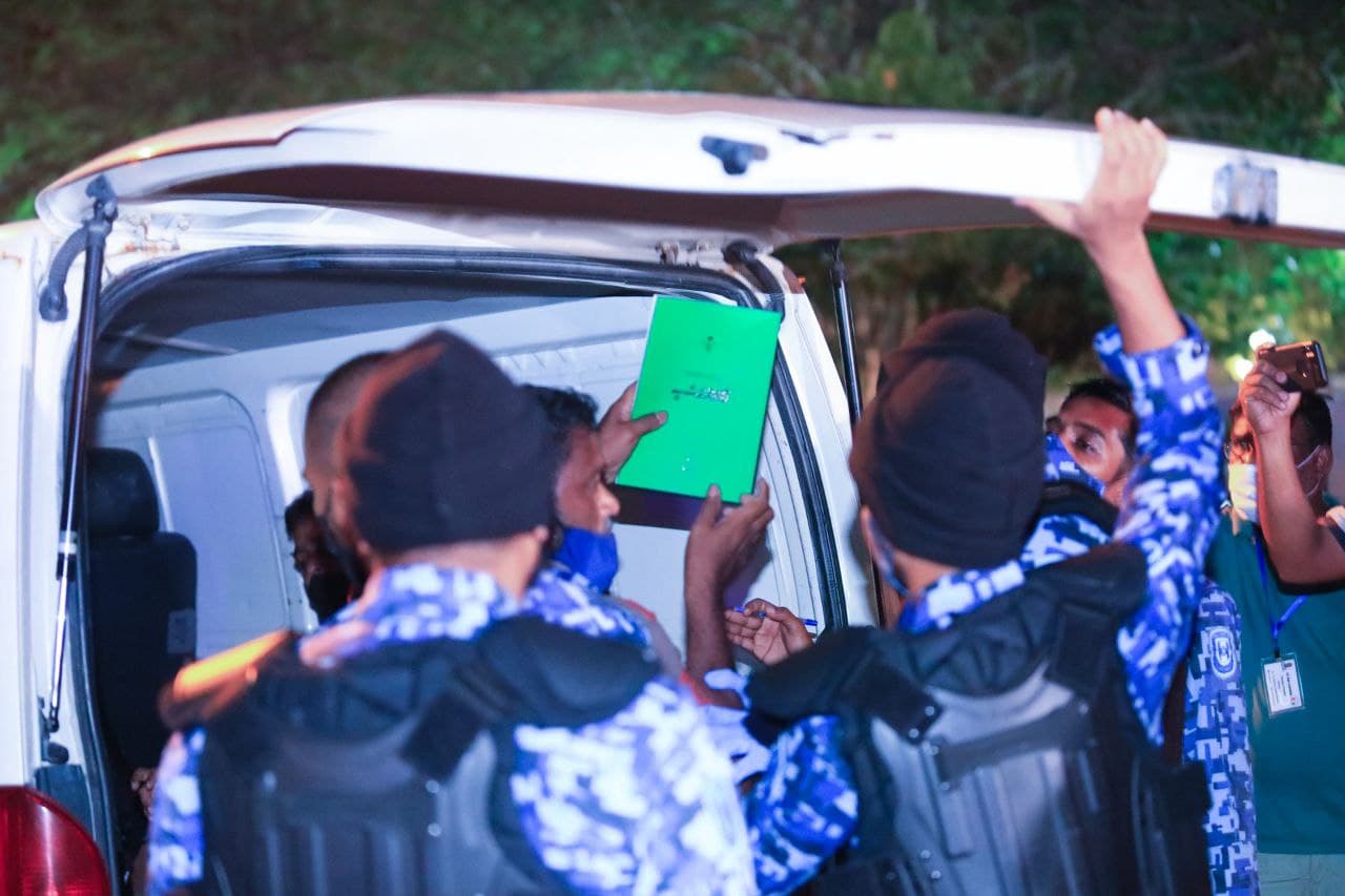 ހެކި ނެތިގެން ގެވެށި އަނިޔާގެ މައްސަލައެއް ފައިލްކޮށް ތުހުމަތުކުރެވޭ މީހާ ދޫކޮށްލައިފި