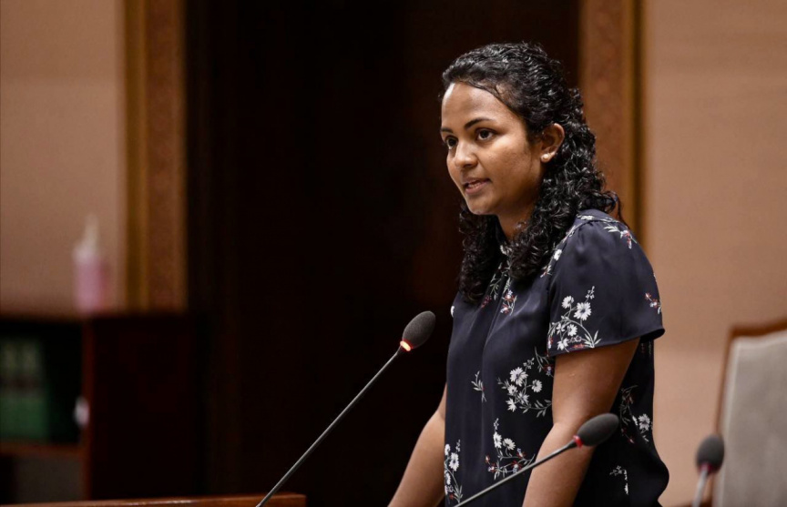 ފްލޯޓިން ސިޓީ ޕްރޮޖެކްޓް ހުއްޓުވަން މަސައްކަތެއް ނުކުރަން: ޝައުނާ