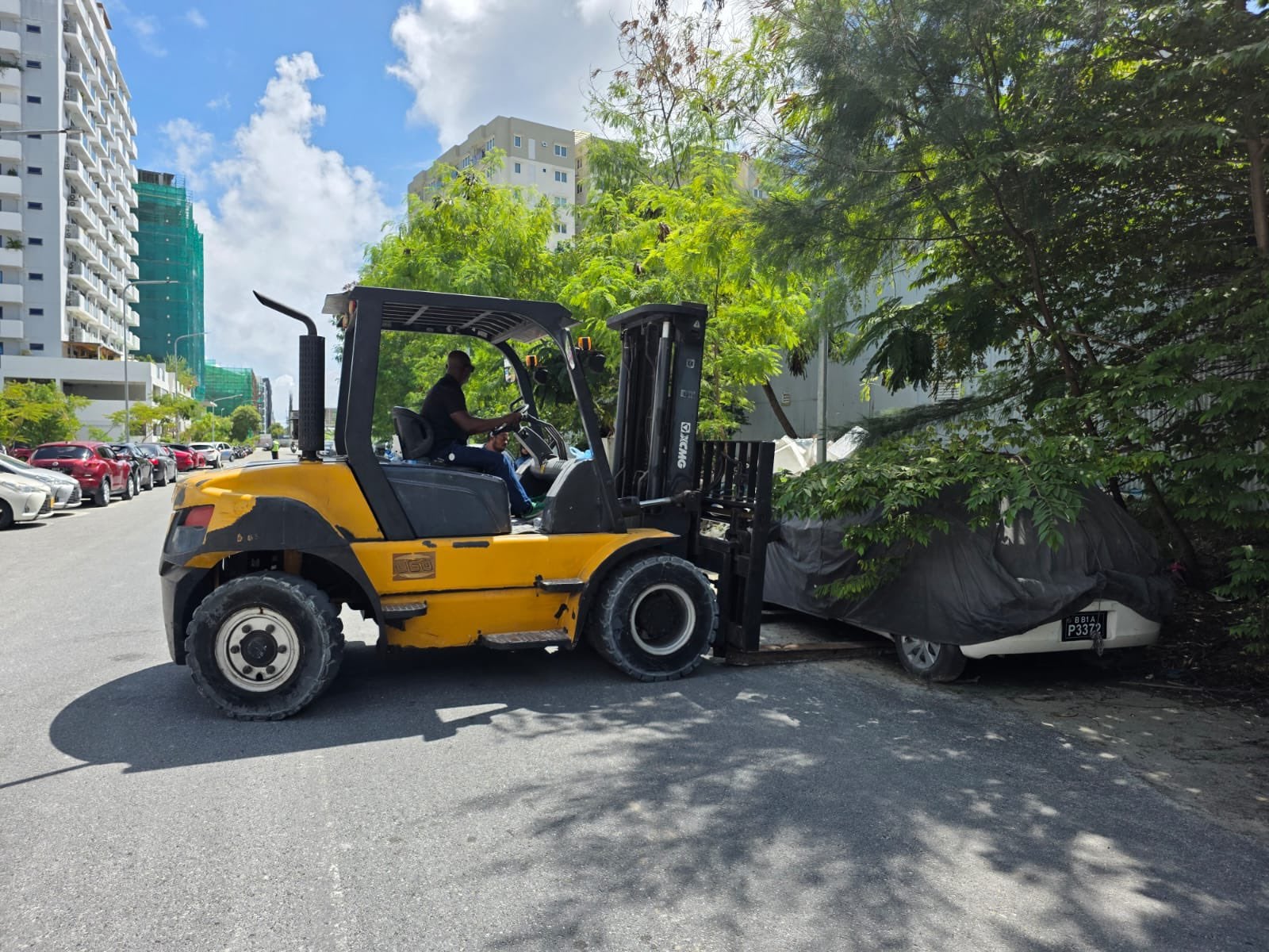 ހުޅުމާލޭން 200 އަށްވުރެ ގިނަ އުޅަނދު ޓޯކޮށްފި