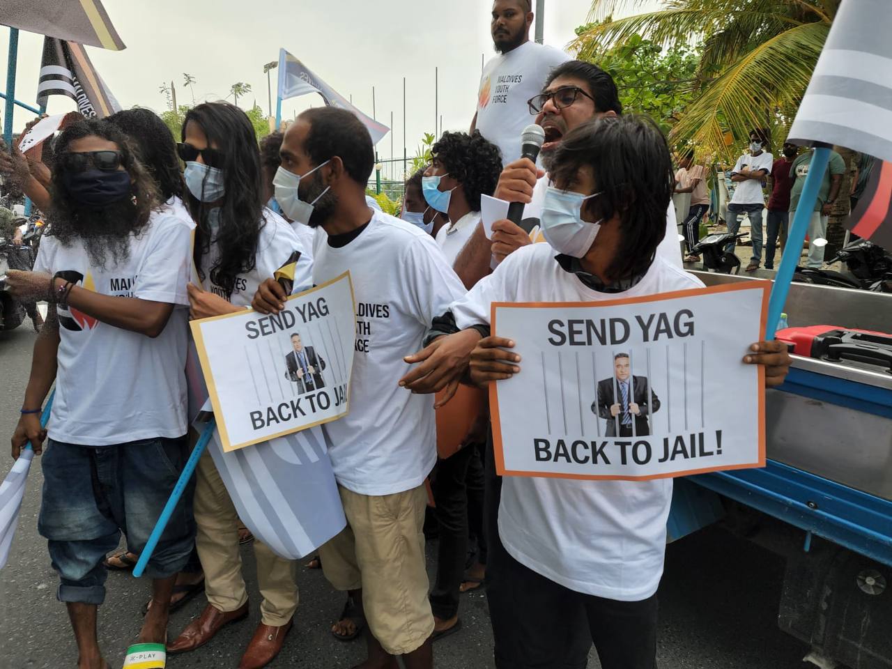 އިންޒާރުދިނުމަށްފަހު ރައީސް ޔާމިން ގެކޮޅު ދޮށައް އެއްވުމަކީ ދަށުދަރަޖައިގެ އަމަލެއް: ޑރ. ޝަހީމް