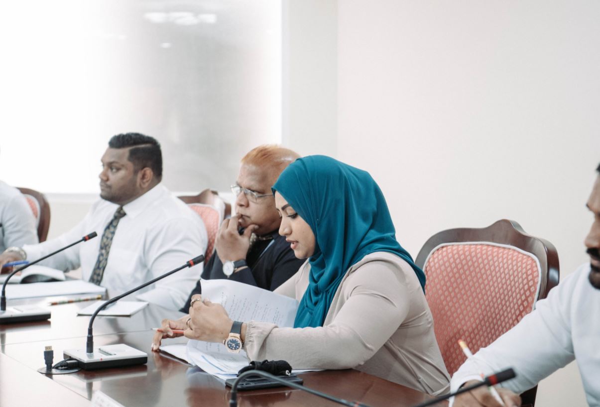 ޓްރާންސްޕޯޓްގެ ހިދުމަތްތައް ލަހެއް ނޫން: ނަހުލާ