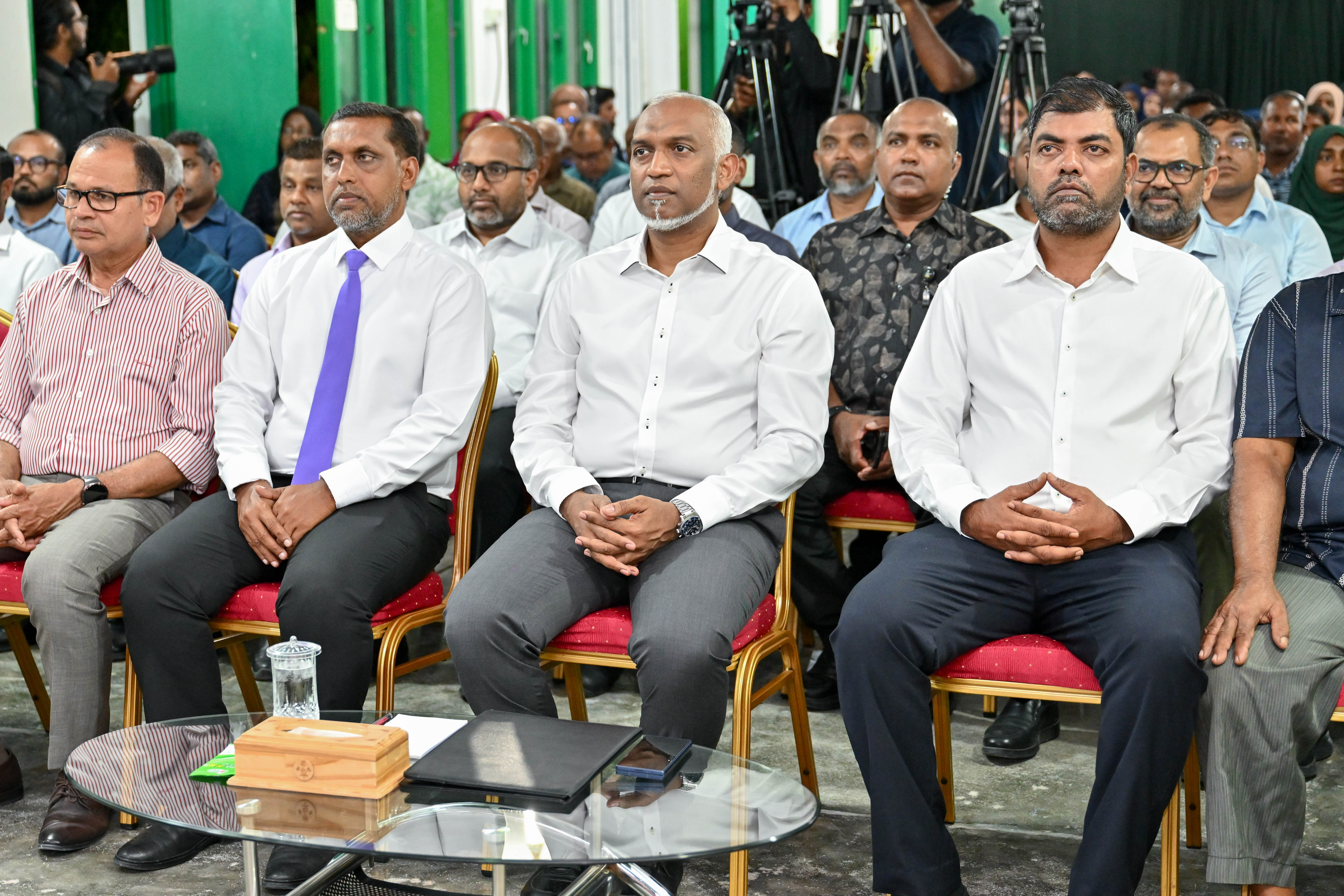 President Dr. Mohamed Muizzu meeting B. Dharavandhoo residents--Photo: PO