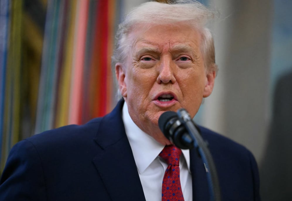 ފަލަސްތީނާއި ސީރިޔާ މީހުން އެމެރިކާއަށް އެތެރެވުން މަނާ ކޮށްފި