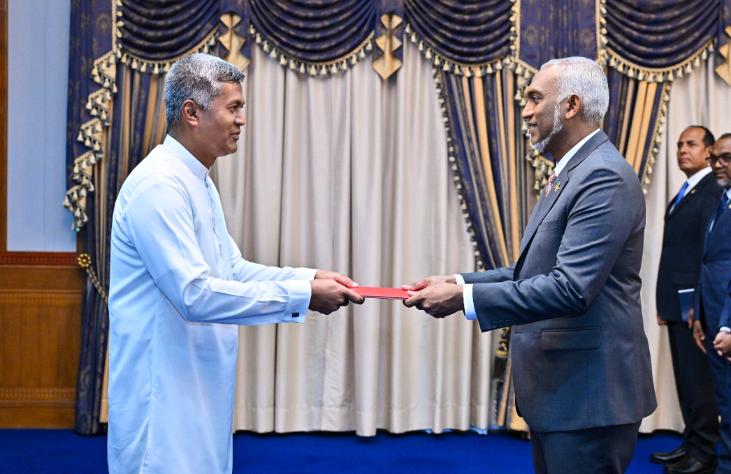 ސްރީލަންކާގެ އައު ސަފީރު ފަތްކޮޅު އަރުވައިފި