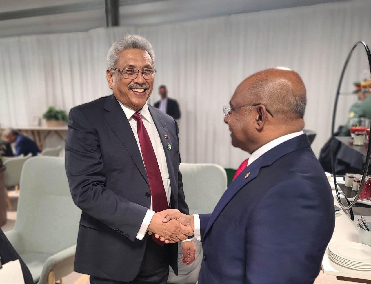 Sri Lankan President Rajapaksa and Foreign Minister of the Maldives, Abdulla Shahid