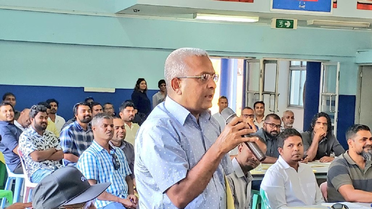 މަޝްހޫރު ވިޔަފާރިވެރިޔާ އަޙްމަދު އާރިފް (އާއްޓޭ)