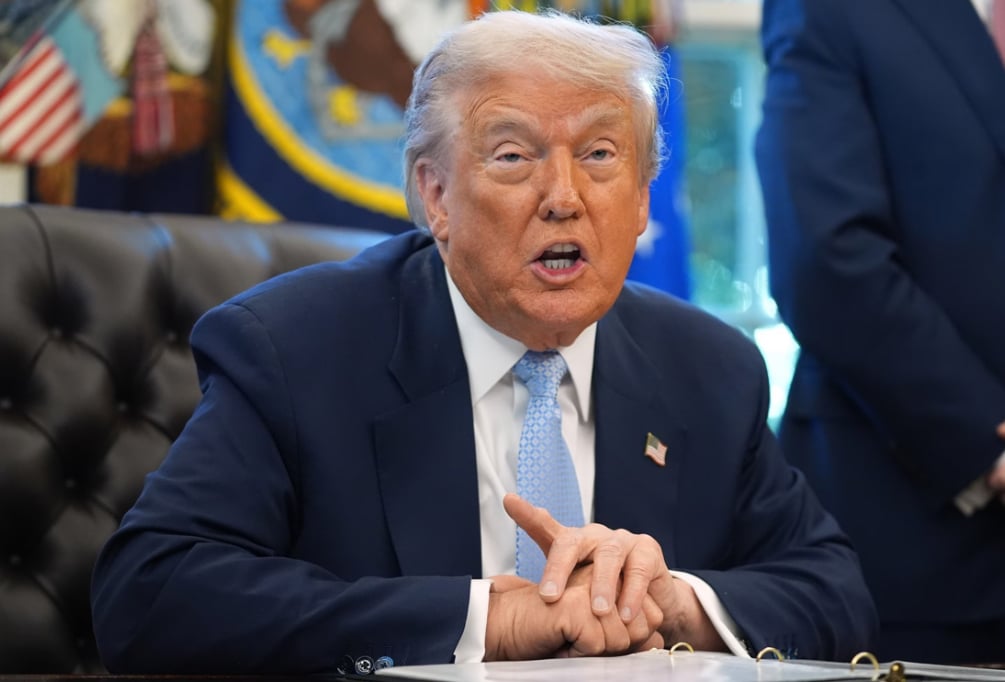 އެމެރިކާގެ ކޮންގްރެސް މެމްބަރުންތަކަކަށް މަރުގެ އަދަބު ދޭން ޓްރަމްޕު ގޮވާލައިފި