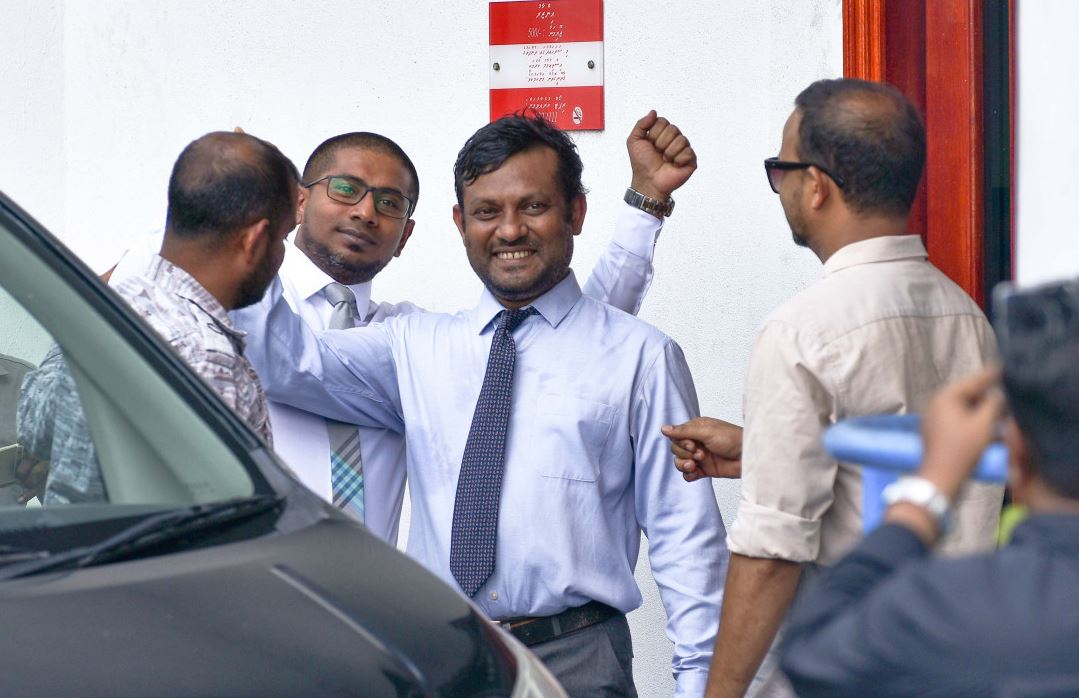 ނާޒިމް ސައްތާރު "ގެއްލިއްޖެ"!