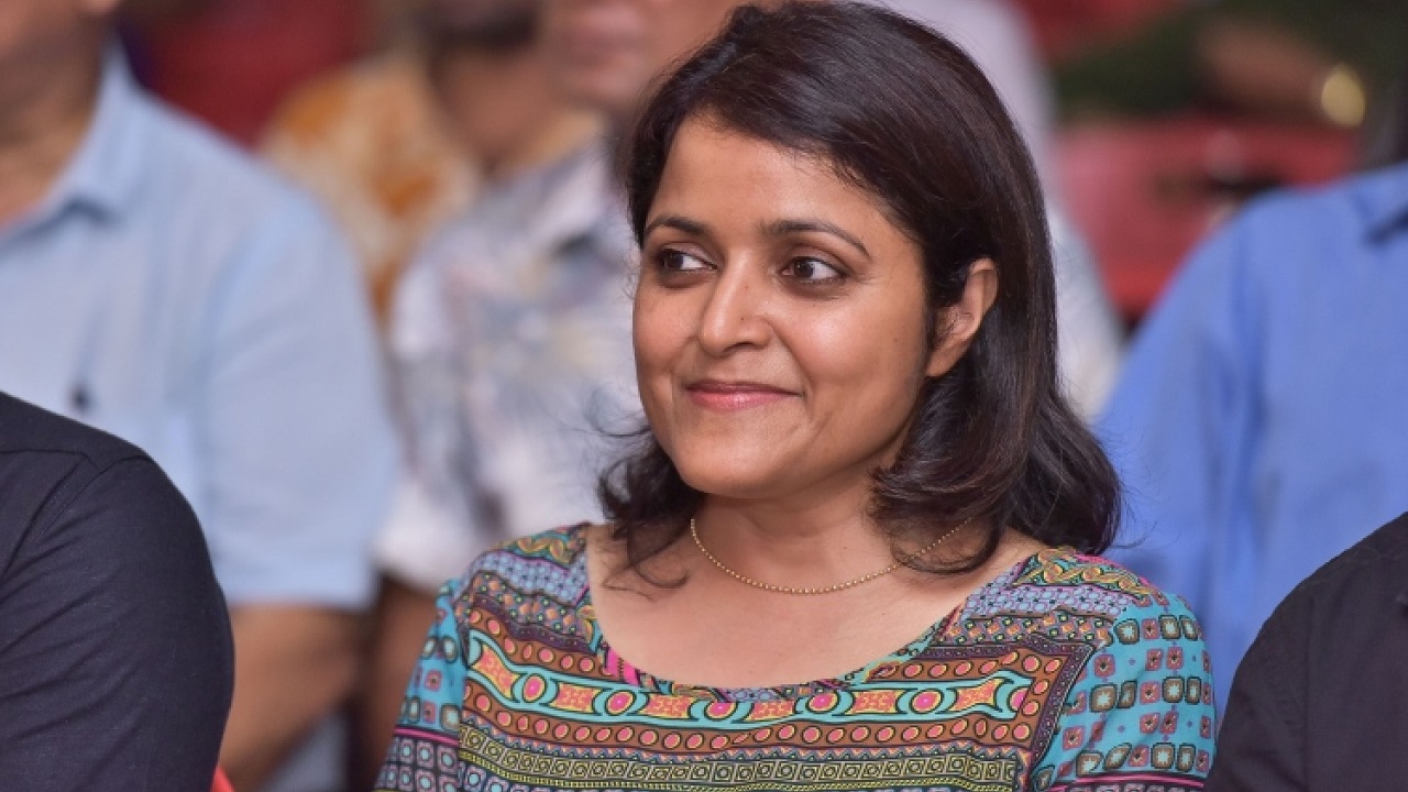 ނުރައްކާތެރި އެތައް ބައްޔެއްގެ ބިރުވެރިކަން މިއަދު ނެތީ ވެކްސިންގެ ސަބަބުން - ޔުމްނާ